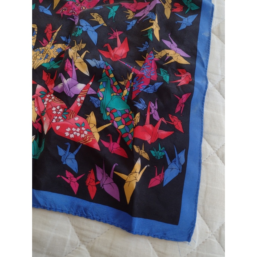 Boston Museum Of Fine Arts Silk Scarf 34" Origami Cranes Colorful Asian - Picture 3 of 13